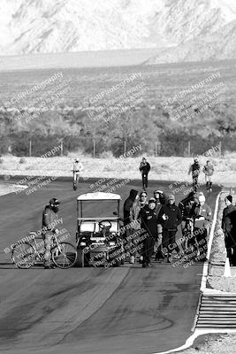 media/Jan-19-2023-Racers Edge (Thu) [[69d0b4dc55]]/Around the Pits-Track Walk/